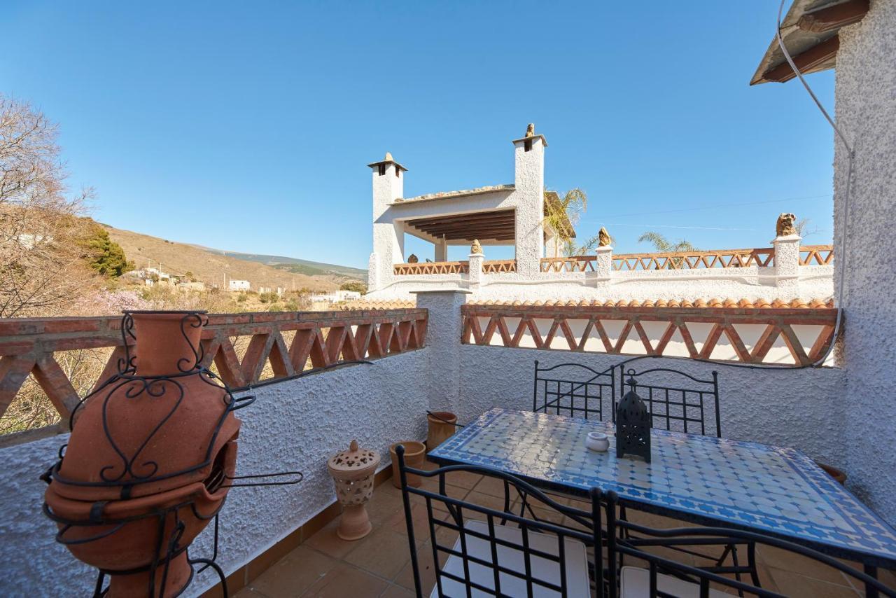 شقة La Almunia De La Alpujarra Yegen المظهر الخارجي الصورة