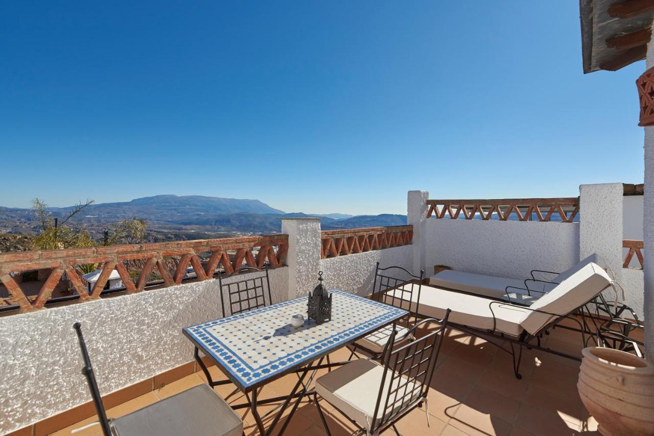 شقة La Almunia De La Alpujarra Yegen المظهر الخارجي الصورة